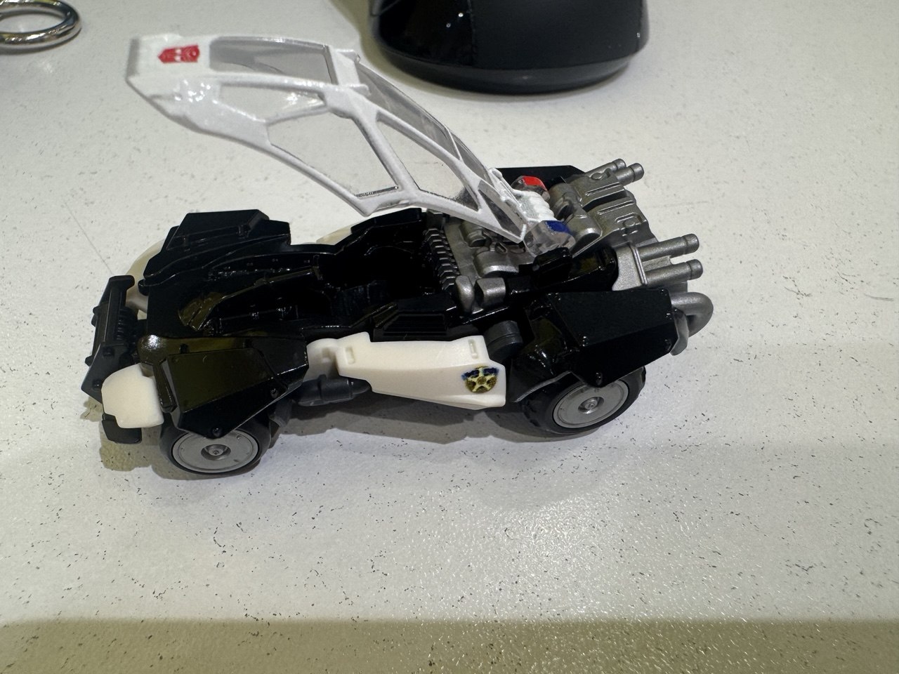  70143_B