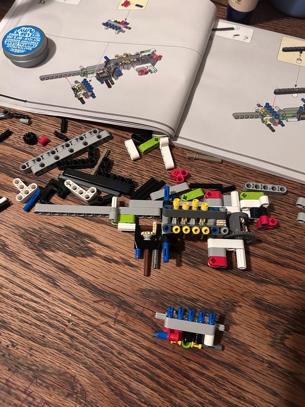 Technic 42235