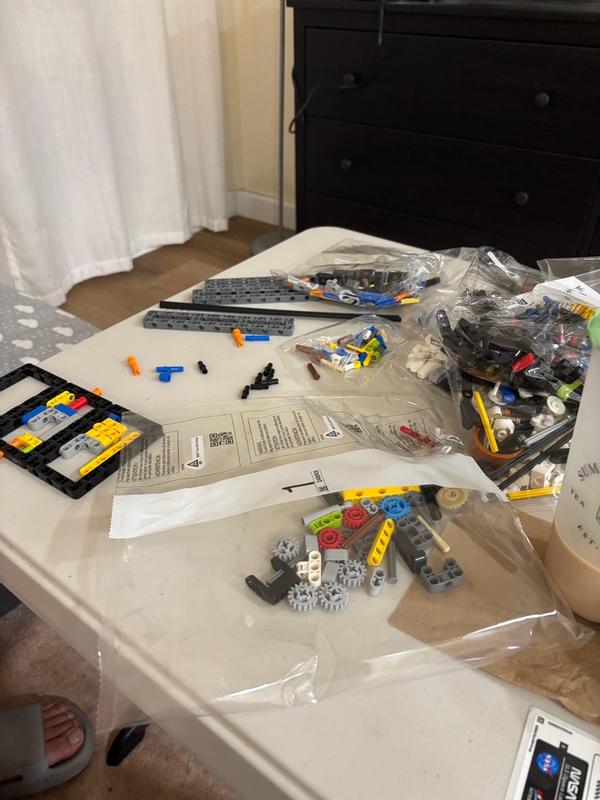 Technic 42221
