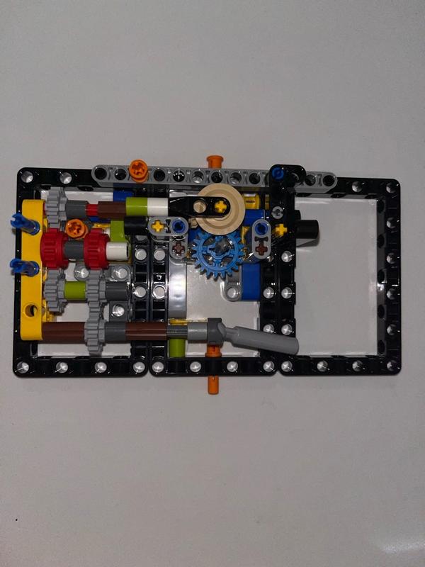 Technic 42221