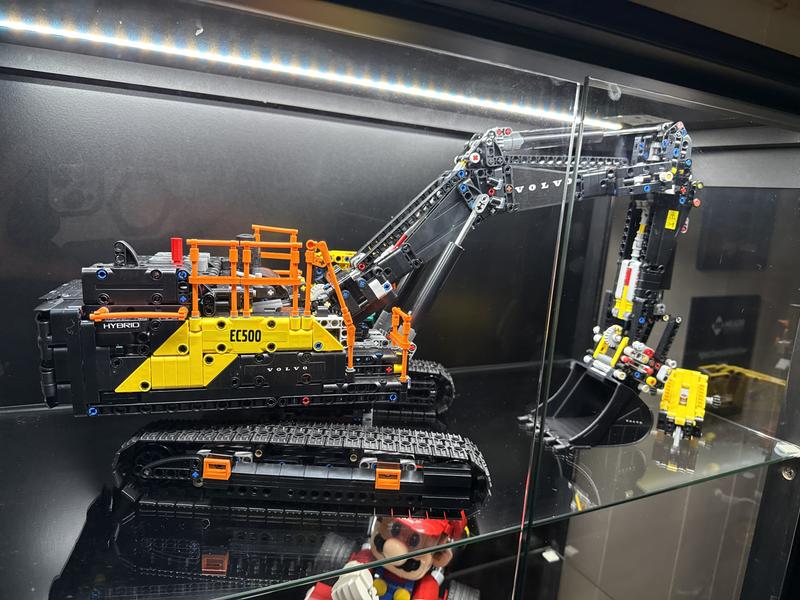 Technic 42215