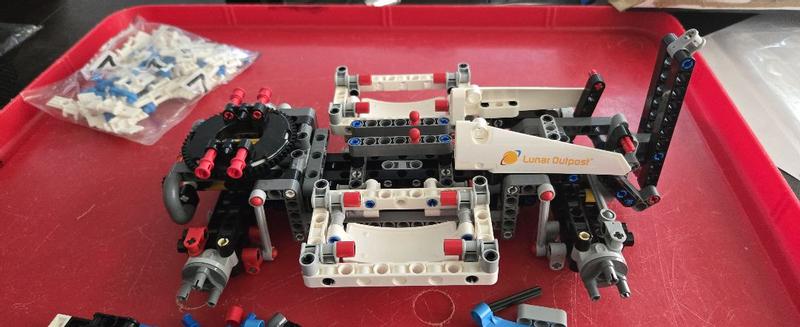 Technic 42211