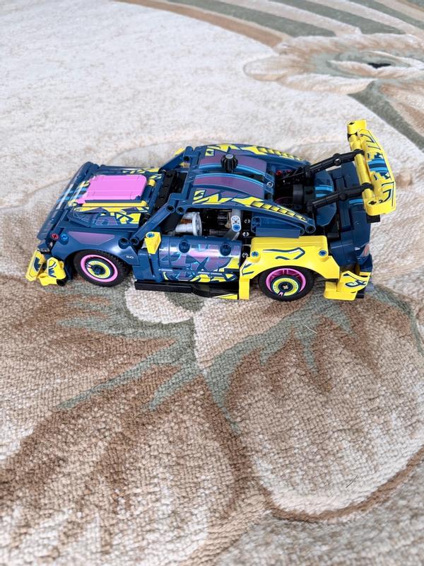 Technic 42236