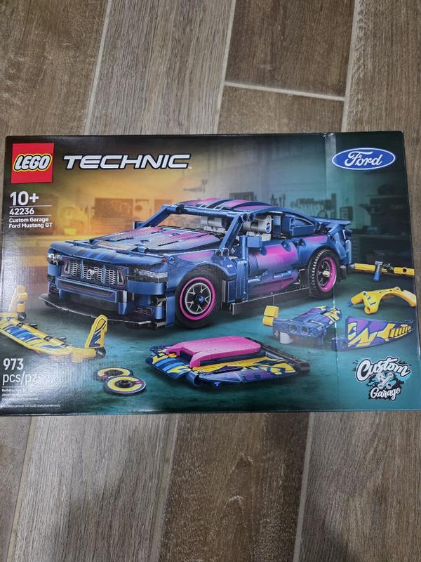 Technic 42236