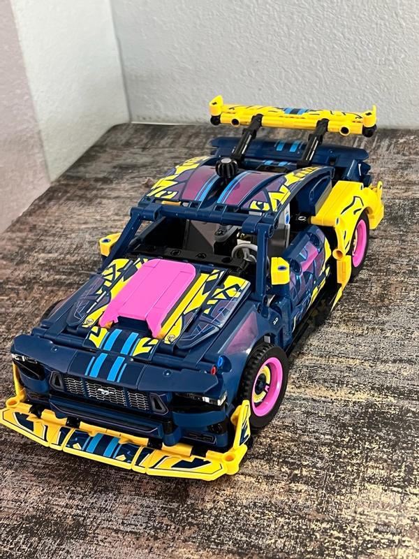 Technic 42236
