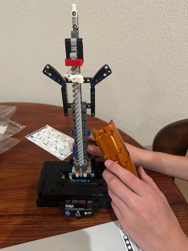 Technic 42221