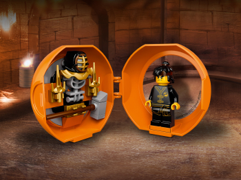 Набор аксессуаров с минифигуркой Ninjago «Тренировочный бокс Коула» Набор аксессуаров с минифигуркой Ninjago «Тренировочный бокс Коула»