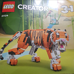 1561252
