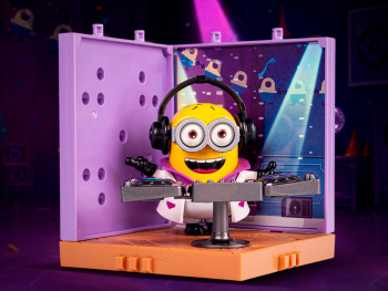 Коллекционная фигурка Minions Celebration Party: DJ Phil
