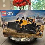 1648618