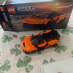 1635082
