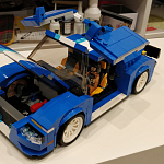 487700