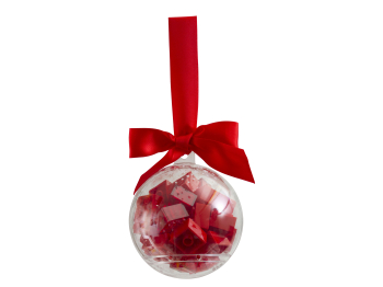 Рождественское украшение шар с красными кубиками