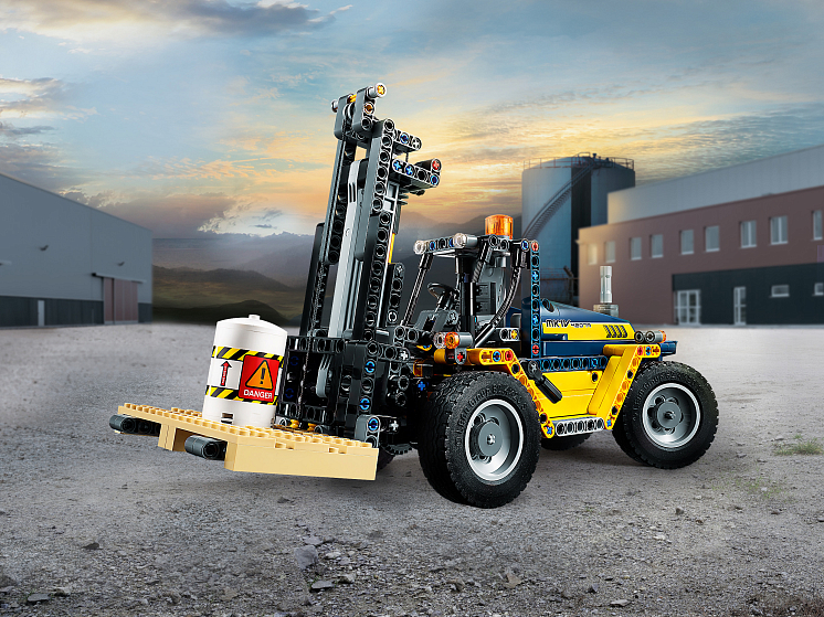 Lego technic 42079 heavy duty forklift online