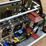 636702